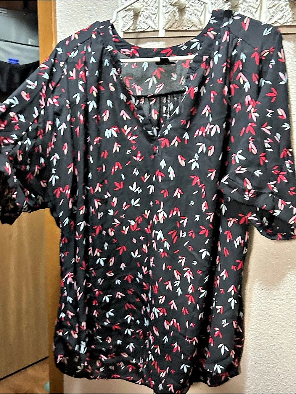Worthington Floral Tunic Top Black & Red XXL Like New